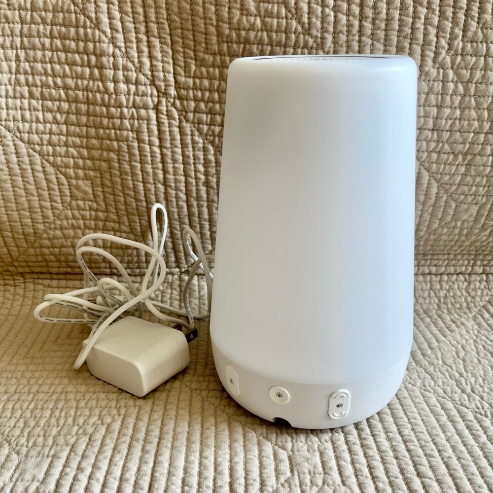 Hatch Rest 2nd Generation All-in-One Sleep Machine